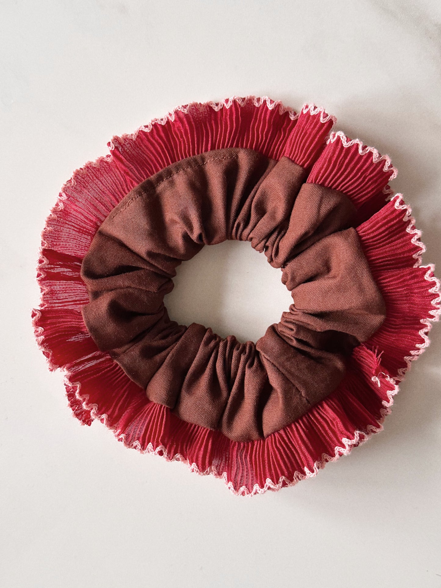 XL Brown Scrunchie with Red and Pink Frill Trim