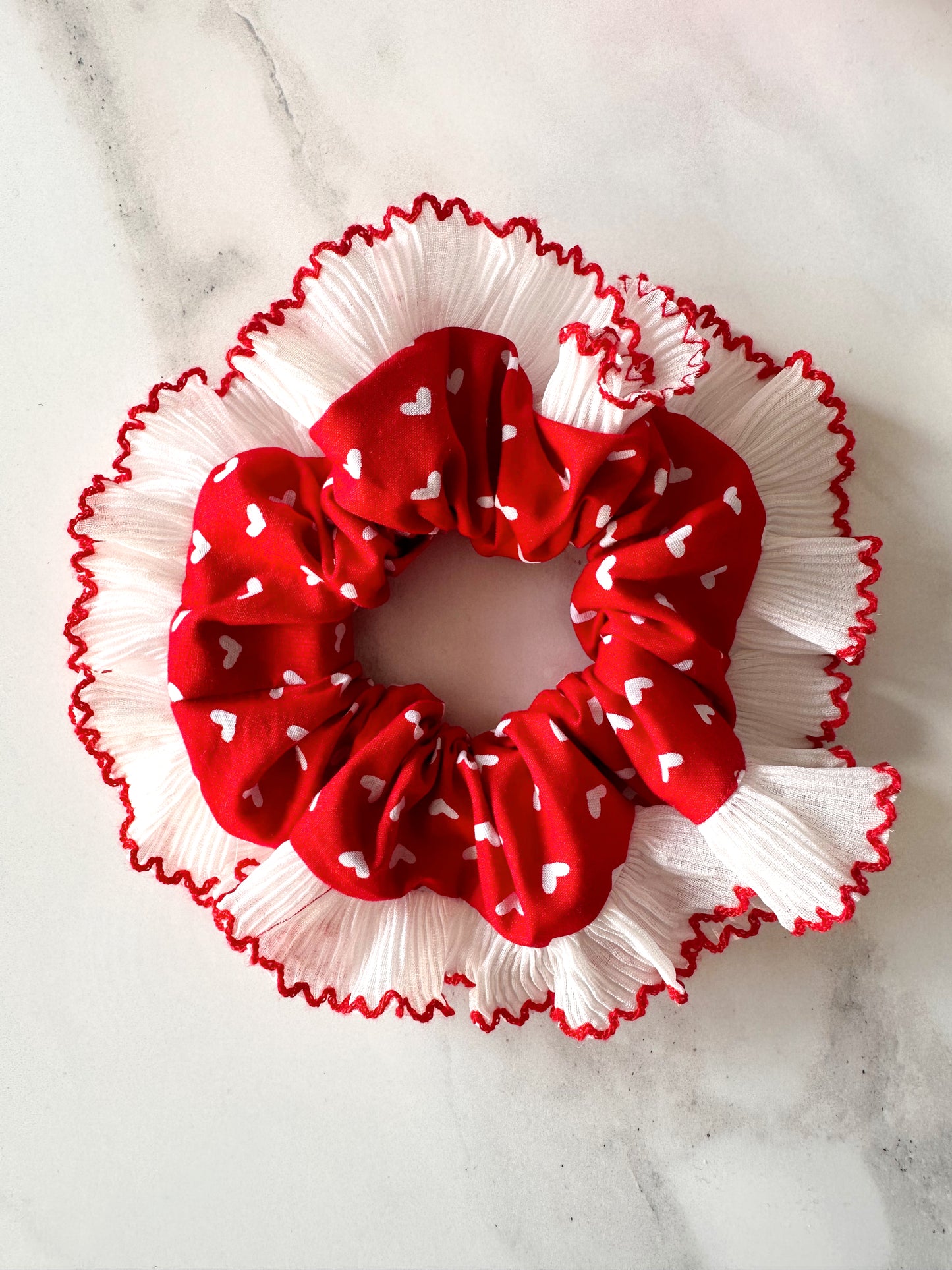 XL Valentines Scrunchie with White and Red Frill Trim