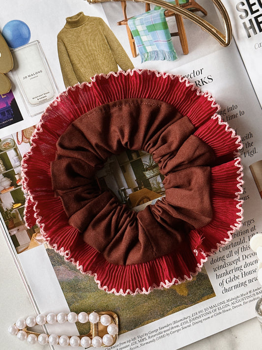XL Brown Scrunchie with Red and Pink Frill Trim