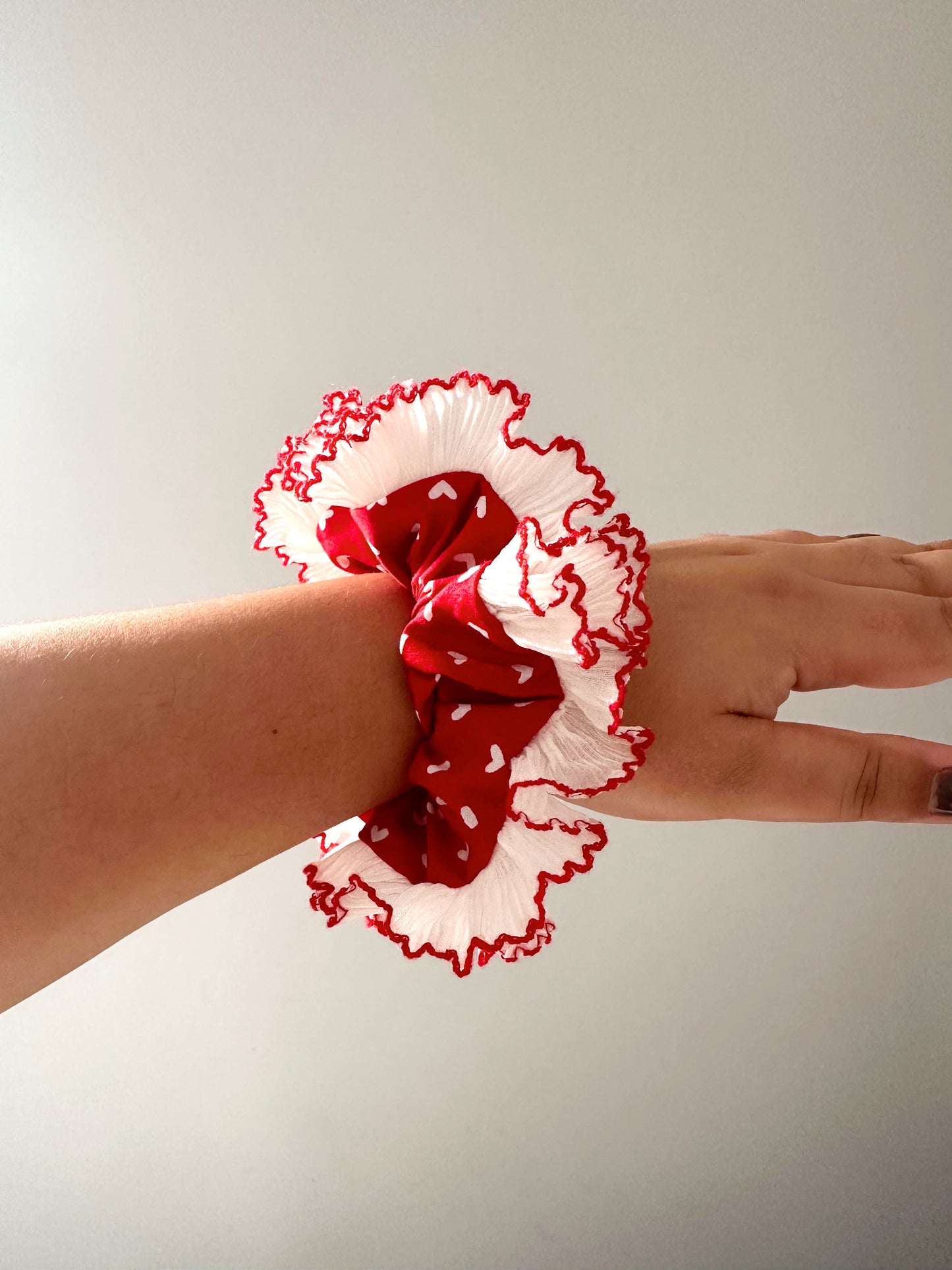 XL Valentines Scrunchie with White and Red Frill Trim