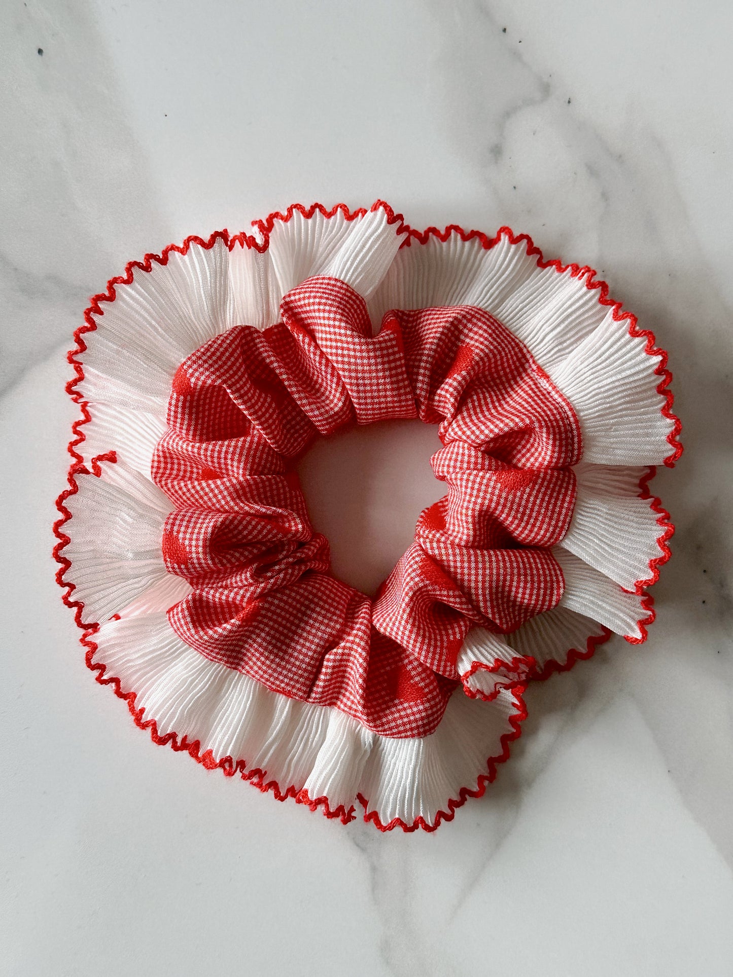 XL Valentines Gingham Scrunchie with White and Red Frill Trim
